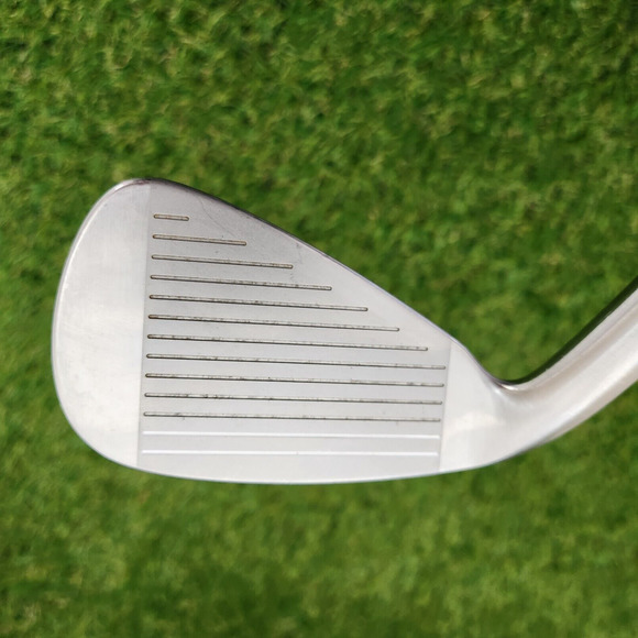 Nike Slingshot Single 6-Iron +1/2" +2º DEMO, RM-Flex Graphite RH 38" w/ New Grip - Picture 2 of 15